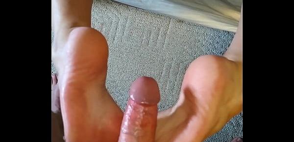  Curvy brunette wife gives amazing footjob with huge cumshot - Becky Tailorxxx